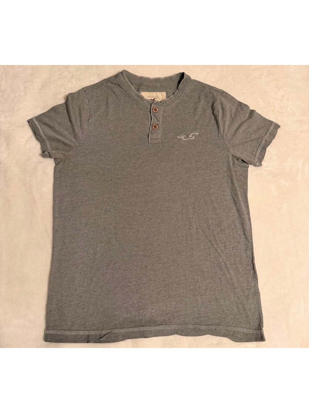 Vintage Y2K Hollister T-Shirt